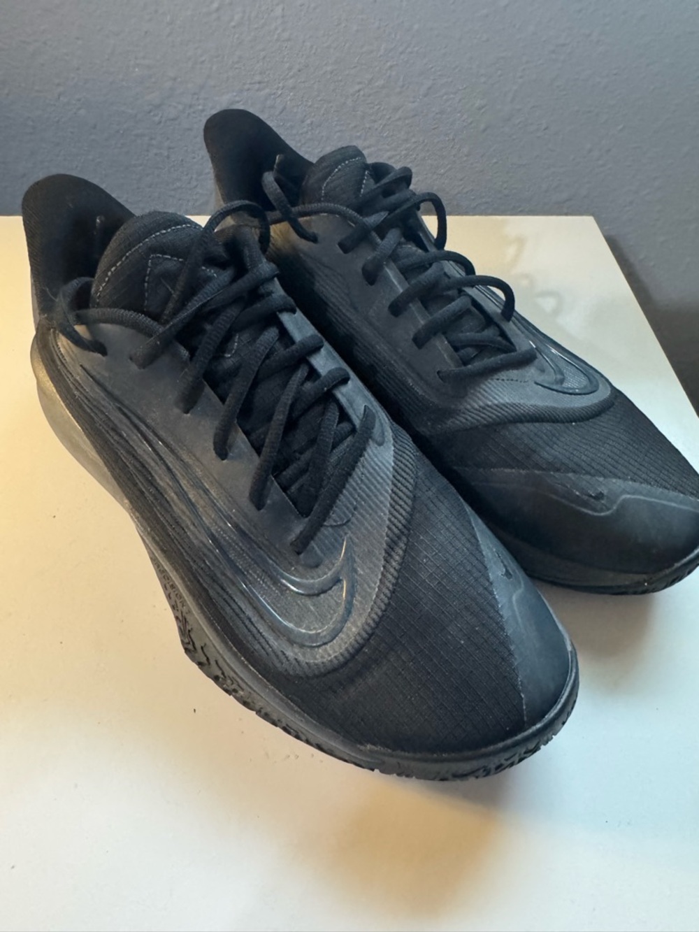 Nike Men's Precision 7 All-Black Lightweight Basketball Sneakers